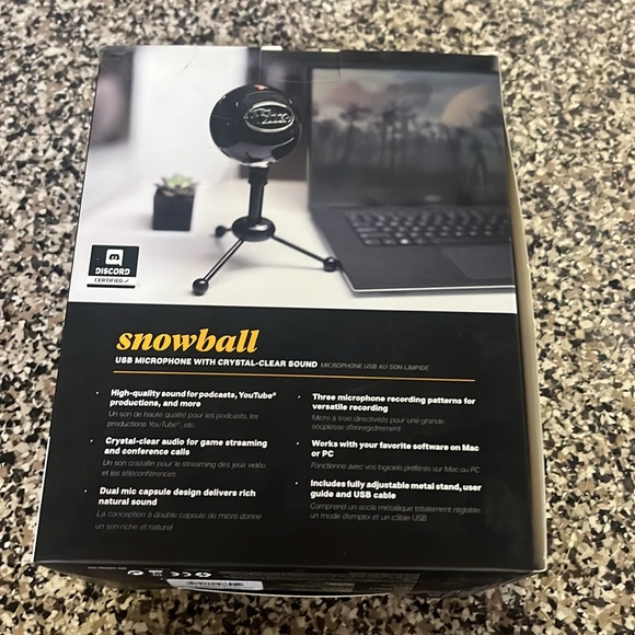 Blue Snowball USB Microphone - Picture 3 of 3